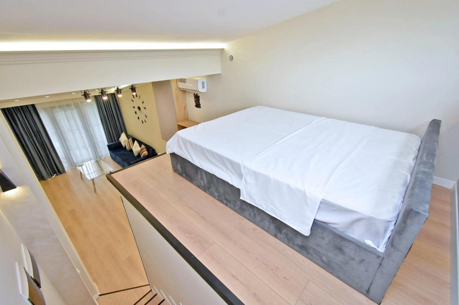 Aygestan Plaza Aparthotel Ереван Екстериор снимка